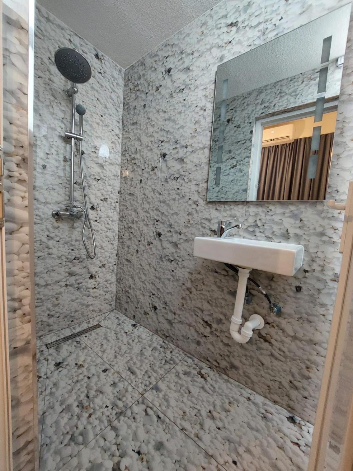 Hotel Inn Prizren Exterior photo